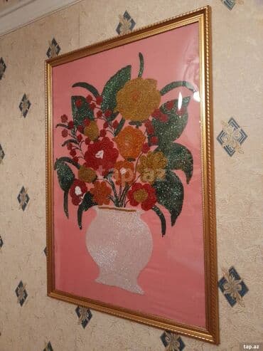 rəsm əsərləri: Muncuqlu rəsm əsərləri, elde toxunubdur muncuqlarla
Ölçüsü 75×50 sm — 2