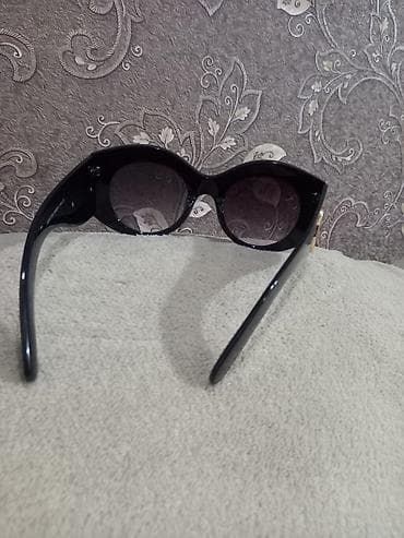 Наручные часы: Солнцезащитные очки, Gucci — 3