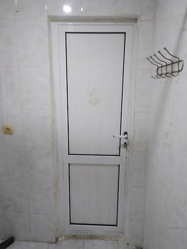 plastic qapi: PVC qapı – 2 ədəd - Material: Ağ rəngli PVC/profil karkaslı panel — 2