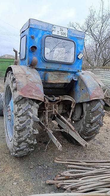 tap az t25: Traktor naxadidi 3 il qabaq təzə val qoyulub qabaq difer işləyir rol — 1