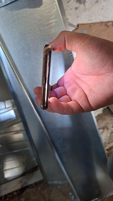 IPhone 11 Pro, 64 GB, Qızılı, Qırıq