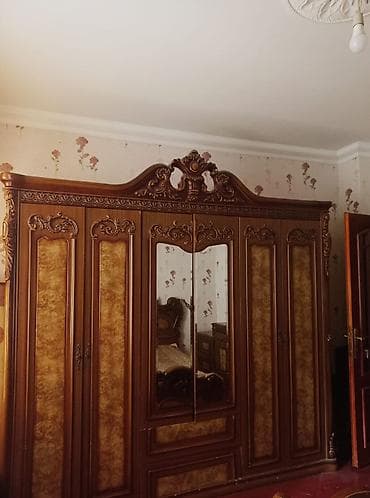 2ci əl yataq mebelləri: İkinəfərlik çarpayı, Dolab, Termo, 2 tumba, Malayziya — 2