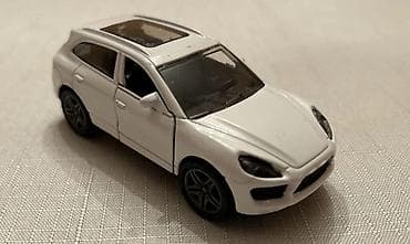 dəmir pullar: Ağ rəngli metal oyuncaq SUV model avtomobil - Material: die-cast — 2