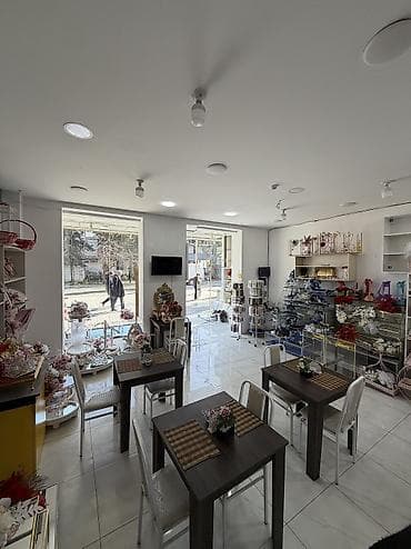 Şirniyyat məhsulları: Xan Qızı – Şirniyyat və Xonçalar Evi Məhsul və xidmətlər: - Milli və — 6