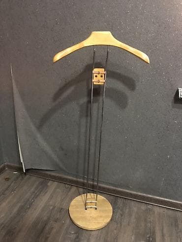 вешалка стойка для одежды напольная в икеа: Taxta və metal qarışığından hazırlanmış paltar asılqanı – dik dayanan — 2