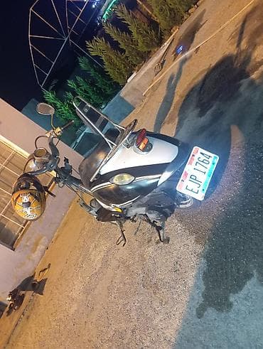 debilqe satisi: Şəhər içi rahat gediş üçün kompakt skuter/moped. Əsas xüsusiyyətlər — 2