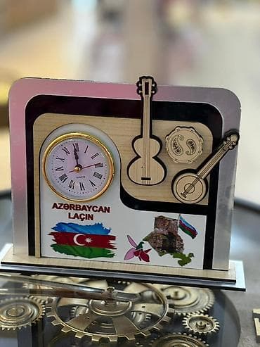 divar saatlari 2022: Masaüstü saatlar — 4