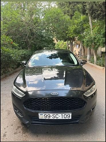 Ford Fusion: 1.5 l | 2014 il 416000 km Sedan