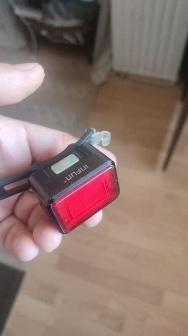 cube velosiped: İşlənmiş Şəhər velosipedi Bulls, 28", sürətlərin sayı: 16, Ünvandan götürmə — 15