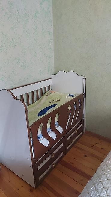 kendir ip: Oğlan və qız üçün, İşlənmiş, Dördbucaq, Beşik, Dəstsiz, Matras ilə, Yellənmə mexanizmi ilə — 1