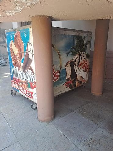 Ticarət üçün şüşə sürüşkən qapaqlı dondurma vitrin-dondurucu - Brend — 1