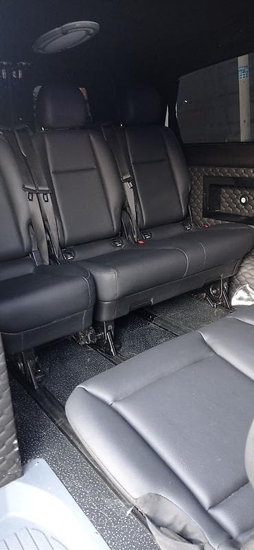 masin ucun arxa perde: Mercedes vito 2010 masin Almaniyadan 1 ildi qelib ve yiqilib 7+1 — 7