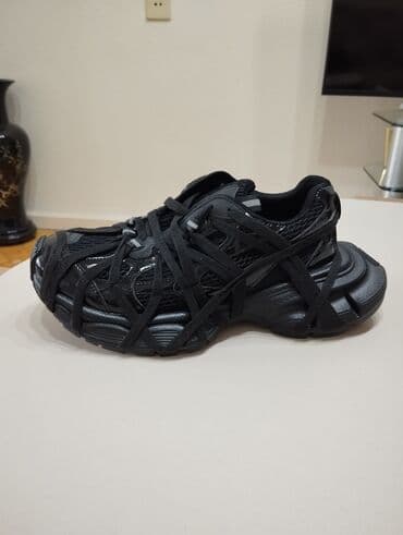 Alfa Romeo: Balenciaga Runner – qara rəngli idman ayaqqabısı (çift) - Rəng: tam — 10