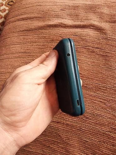 xiaomi not 10 s: Nokia 2760 Flip — 1