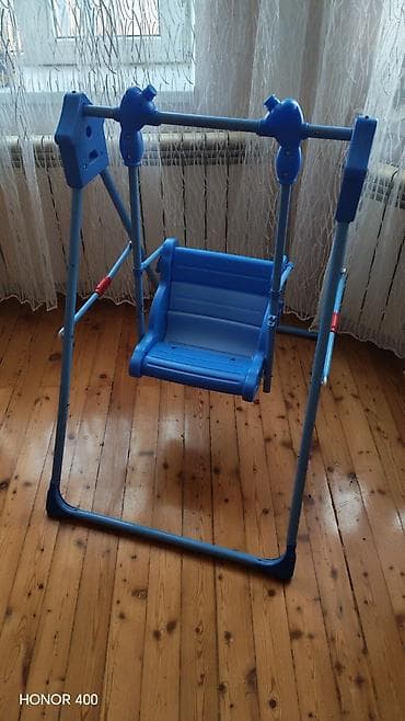 stul plastik: Uşaq yelləncəyi – portativ, çərçivəli model. - Material: möhkəm metal — 2