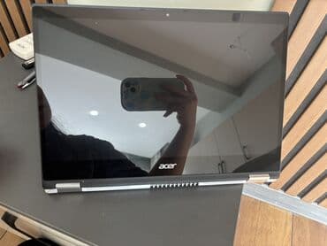 Printerlər: Acer noutbuku – gümüşü korpus, yüngül və nazik dizayn. Acer Prosesor — 7