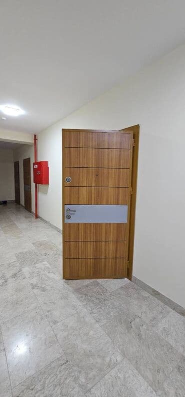 lenkeranda kiraye: Salam mənzil 15 mərtəbəli binanın 9 cu mərtəbəsində yerləşir.Tam — 2