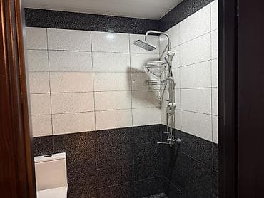 kiraye gunluk evler: 1 otaqlı mənzil – tam mebelli və texnikalı Planlaşdırma: - Yataq — 2