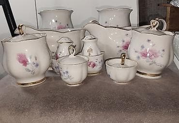 ağ yolka: Porselen serviz dəsti - Klassik ağ porselenden hazırlanıb, üzərində — 2