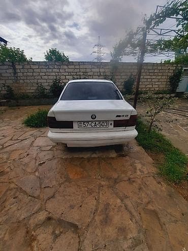 mercedes e 320: Barter var.BMW 5 Series E34 sedan – ağ rəngli, arxa ötürücülü. Klassik — 3