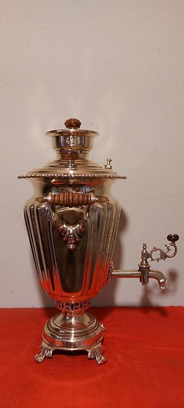 İdman və istirahət: 19-cu esrin sonlari Tula istehsali samovar 5-litrlikdir, materiali; — 4