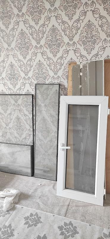 taxta gapilar: PVC balkon çıxış qapısı və pəncərə dəsti - Material: ağ PVC profil — 4