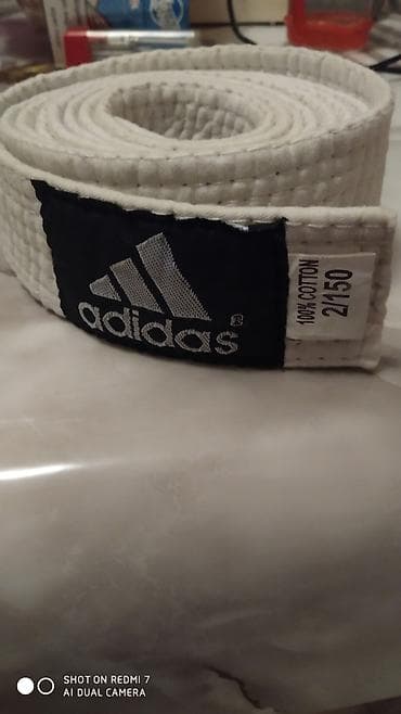 Личные вещи: Məhsul: Karate forması və qoruyucu dəst - Brend: Adidas - Ölçü: 2/150 — 4