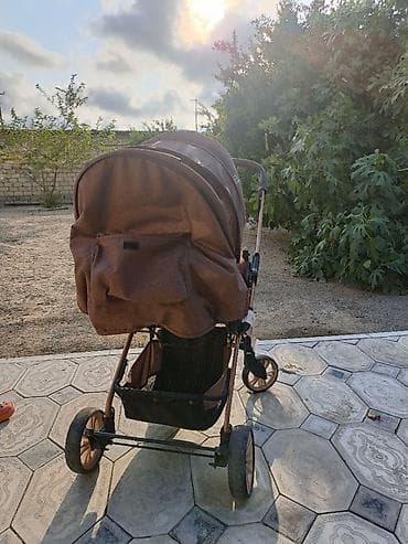 Gəzinti arabaları: Klassik gəzinti arabası, İşlənmiş, Cins: Oğlan, Yaş: 24-30 ay — 1