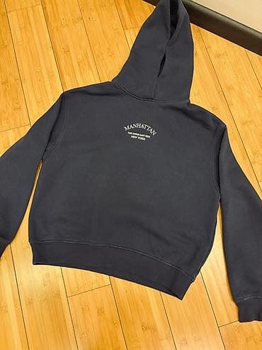 Tünd qöy rəngli kapüşonlu sweatshirt. Real alıcıya endirim olacaq. -