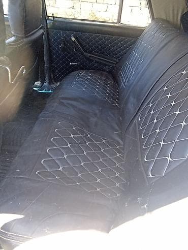 maşın acarı: VAZ 2106, ağ rəng, sedan gövdə. - Mühərrik: benzin, karbüratorlu — 10