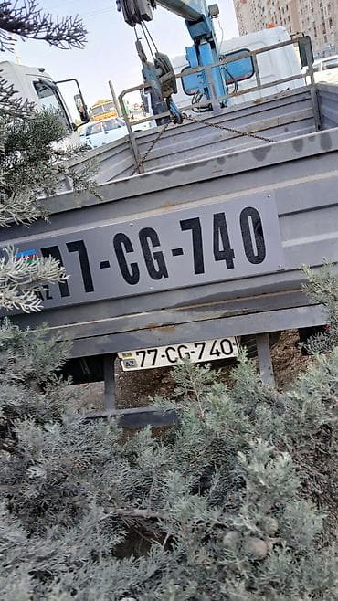 mercedes clk: Kranlı maşınlar satılır.Atego kran troslu 3 tonluq,isuzu kran 2.5 — 6