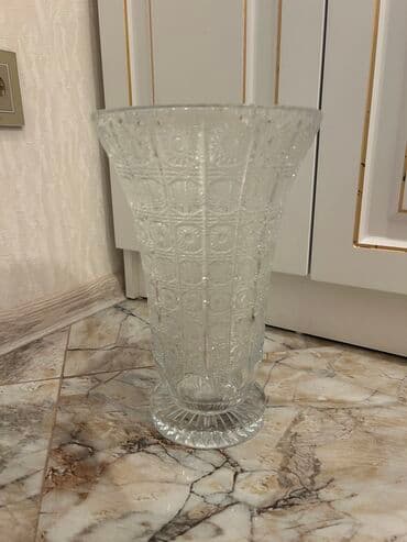 kala gul: Guldan tom,50 azn — 1