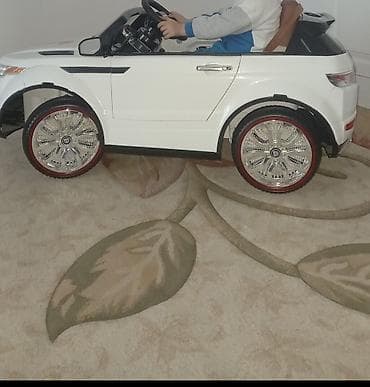 masin oyuncaqlar: Uşaq üçün akkumulyatorlu elektrik maşın - Kuzov: ağ rəngli, krossover — 1