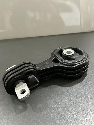 запчасти cr v: Honda Civic Üçün Motorun Alt Tutacaqı(8Lik Paduşka) — 2