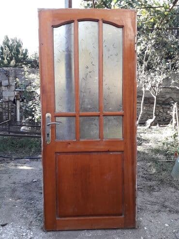 Otaq bitkiləri: Ölçüləri:88-200 sm (2-əd var). 79-197sm(1-əd var).Çərçivənin — 1