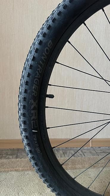 velosiped kameri: Trek Marlin seriyası dağ velosipedi 1600 manata Iki Təkər dükanında — 9