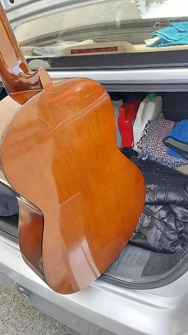 tornado gitara: Klassik gitara, Yamaha, İşlənmiş, Pulsuz çatdırılma — 4
