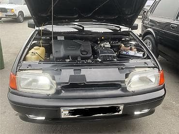 e 3 2: VAZ (LADA) 2115: 1.6 l | 2010 il Sedan — 10