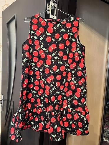 Qadın paltarı – albalı naxışlı, 2üzlü (reversiv) - Model: qolsuz — 2