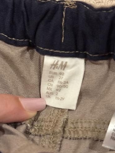 Cinslər və şalvarlar: H&M uşaq şalvarı - Ölçü: EUR 92 (US 2T, UK 1½–2Y) - Rəng — 2