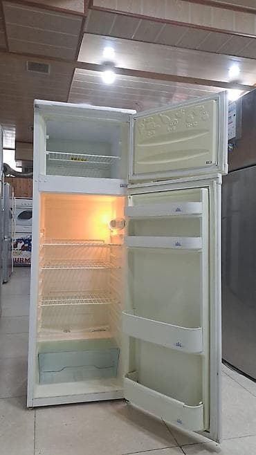 2 qapılı Beko Soyuducu Satılır, rəng - Ağ