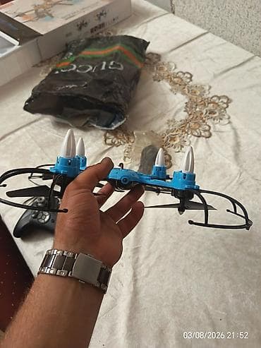 ucuz usaq oyuncaqlari: RC kvadrokopter dron dəsti Xüsusiyyətlər: - 4 pərlə sabit uçuş üçün — 2