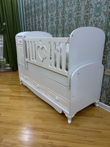 Oğlan və qız üçün, Yeni, Dördbucaq, Beşik, Dəstsiz, Matras ilə, Yellənmə mexanizm ilə