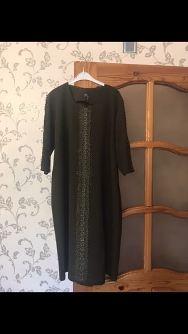 Tecili satilir tezedi 58 razmerdi son wiymetdiiiiii endirim olunub