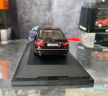 metbex tavan modelleri: Коллекционная модель Mercedes-Benz E Class W212 brown 2009 Dealer — 17