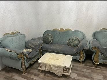 Divan kireslo tecili satlir yaxwi veziyyetdedi Qiymet 800 azn.Ünvan