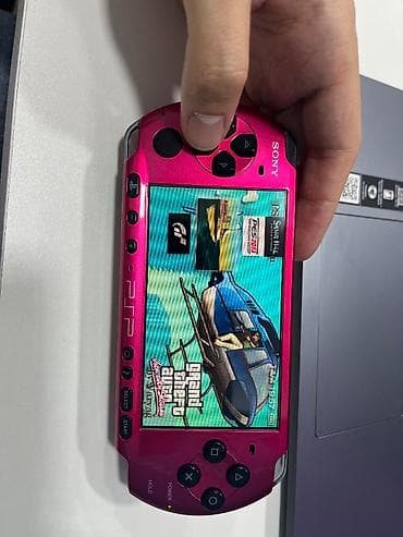 sega oyunlari: PSP 3000 modeli Tam işlək vəziyyətdədir. Yalnız üst korpus — 6