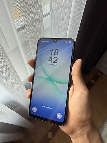 samsung netbook: Samsung Galaxy A17, 128 GB, rəng - Qara, Face ID — 2