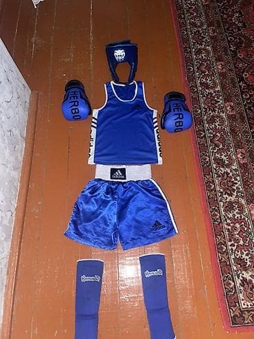 balonka kurtka modelleri: Boks/Muay Thai komplekti – mavi rəngdə, tam dəst Dəstə daxildir: - — 1
