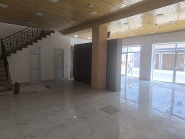 продажа коммерческой недвижимости: Şəhərin mərkəzinə yaxın ərazidə yerləşən iki mərtəbəli obyekt icarəyə — 11